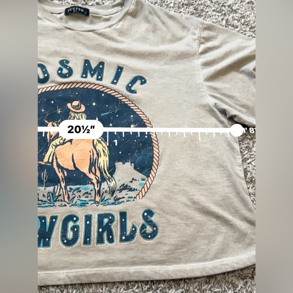 The Cosmic Cowgirls Vintage Tee - Picture 5 of 6
